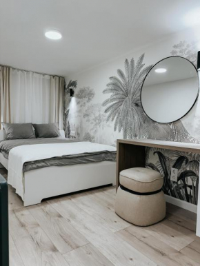 T37 Suite